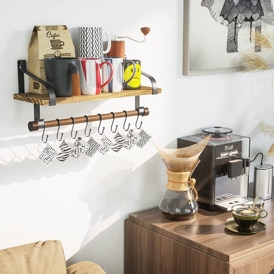 Repisa rústico de madera flotante para pared de cocina con barra para toallas y 8 ganchos extraíbles para organizar utensilios de cocina o tazas, color negro.