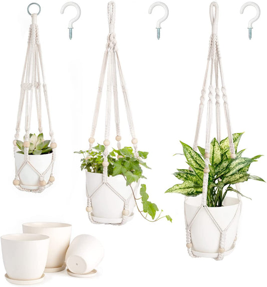 Paquete de 3 colgantes de macramé con macetas medida: 89,5 cm, 74,5 cm y 58,4 cm, para interiores (macetas de plástico incluidas), tamaño mediano, en color marfil